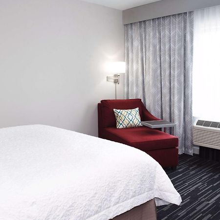 Hampton Inn & Suites Des Moines/Urbandale Ia Exteriör bild