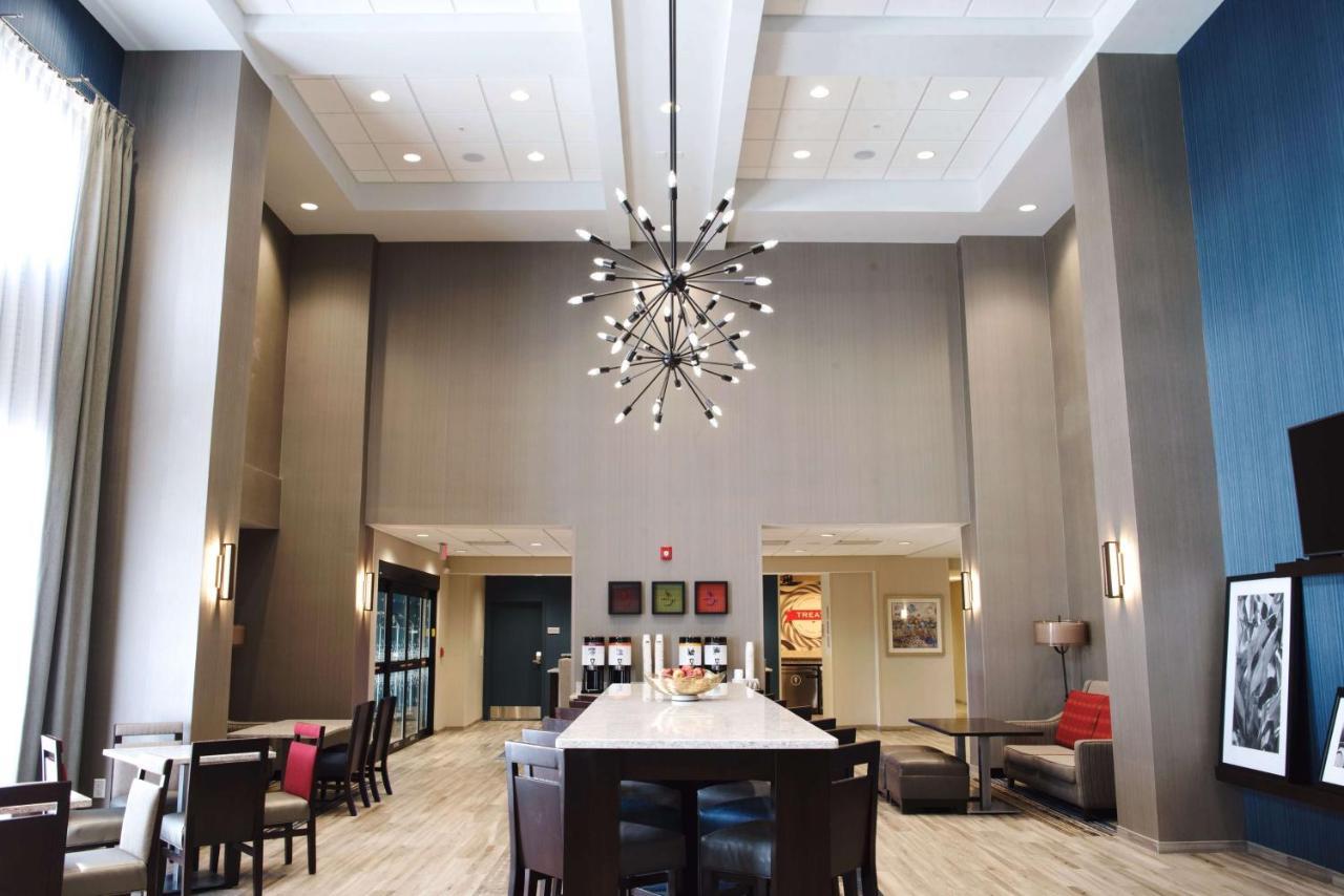 Hampton Inn & Suites Des Moines/Urbandale Ia Exteriör bild